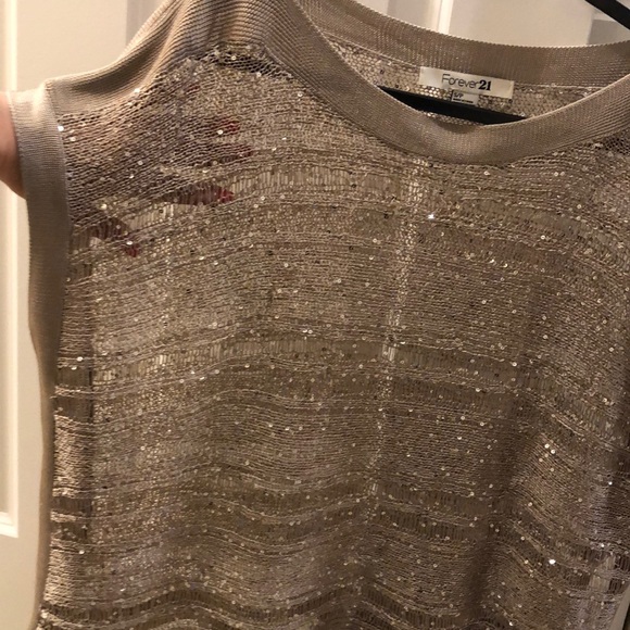 Dress top - Picture 3 of 3